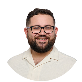 Headshot of Jorge Alvarado