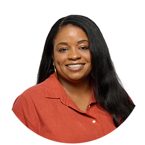 Aisley Adams headshot